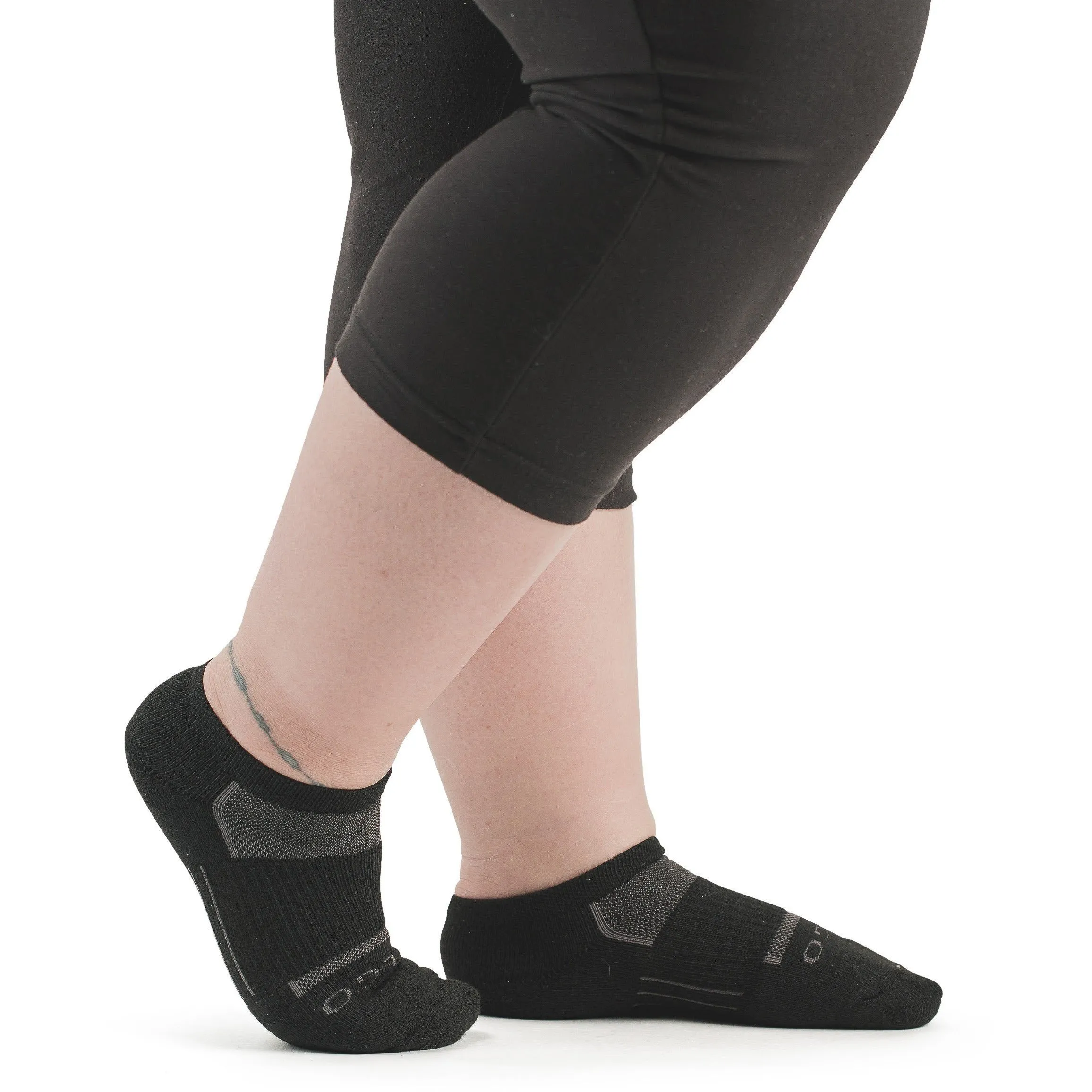 Cushioned No Show Socks by Stego StrideTec - High Comfort and Optimal Performance